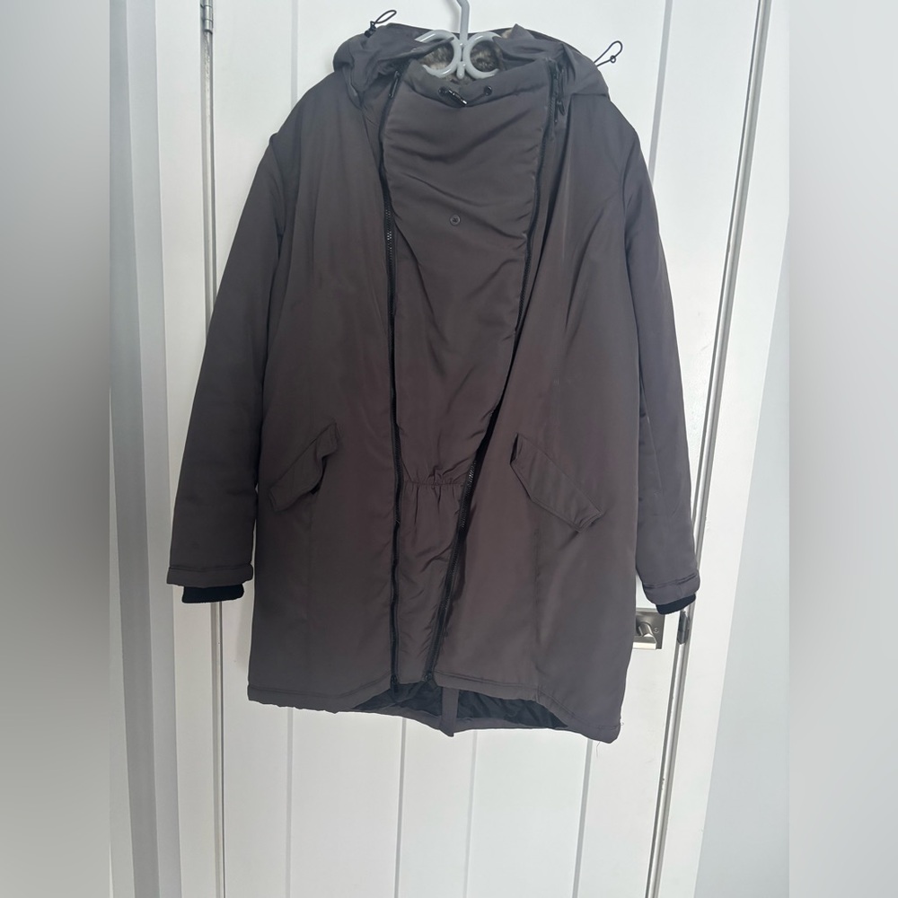 Maternity thyme winter jacket size XL